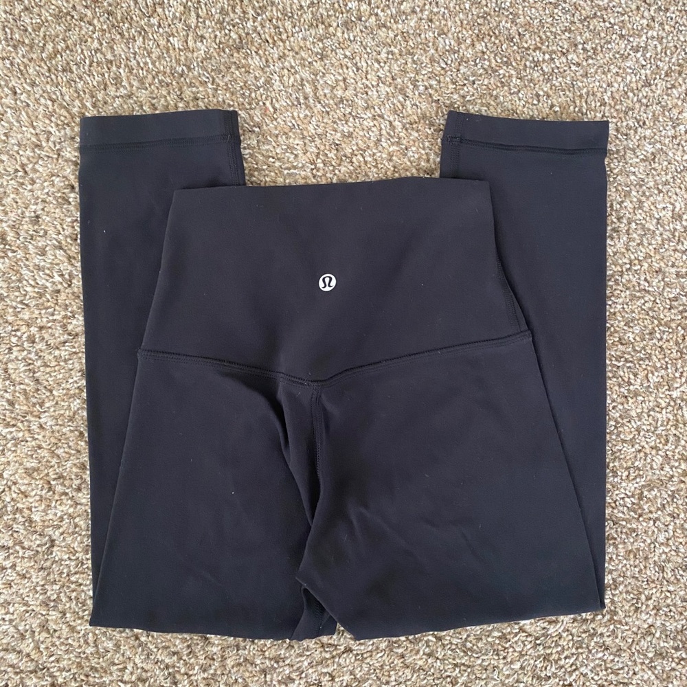 LIKE NEW: Lululemon Align Crop 21”
